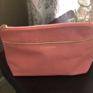 Elizabeth Arden Makeup Bag - Large